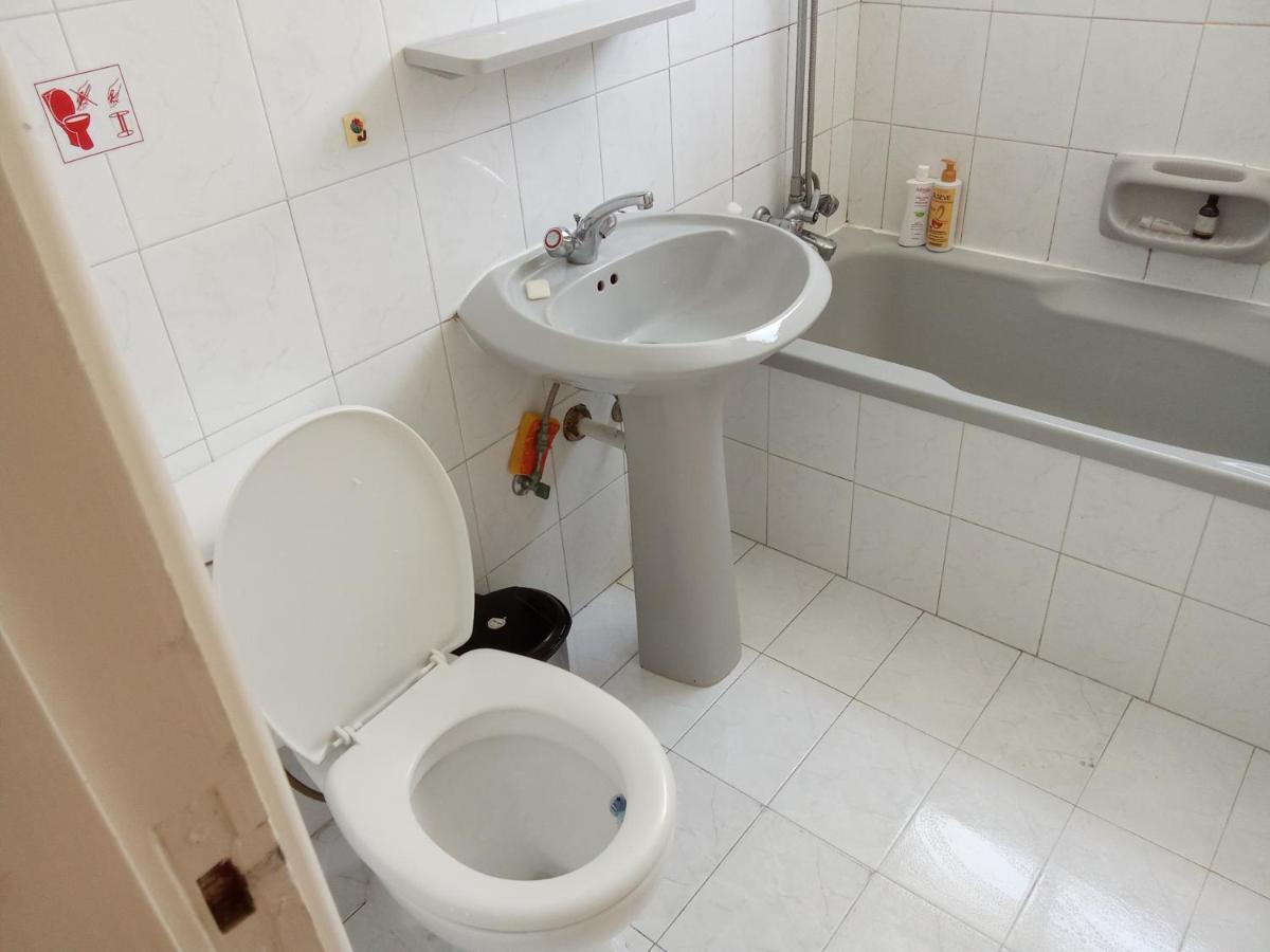 2 Bedroom Apartment In Makenzi Larnaca Exteriör bild