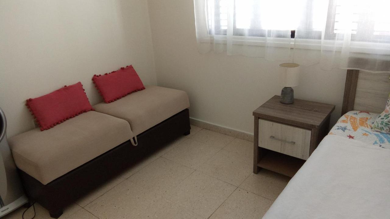 2 Bedroom Apartment In Makenzi Larnaca Exteriör bild