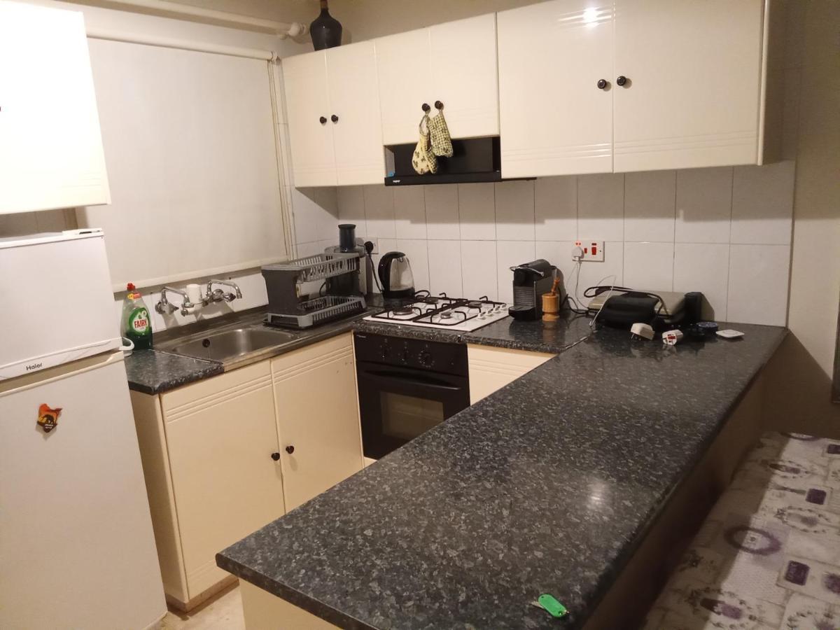 2 Bedroom Apartment In Makenzi Larnaca Exteriör bild