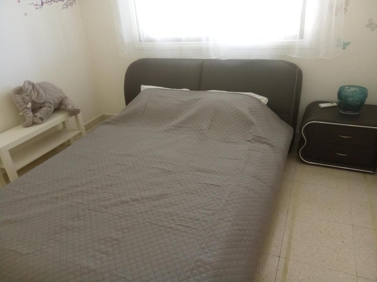 2 Bedroom Apartment In Makenzi Larnaca Exteriör bild